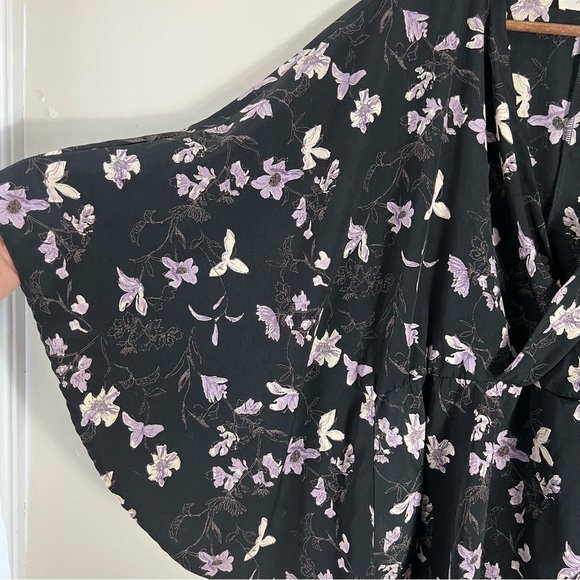 A Beautiful Soup Floral Black Kimono Top Blouse Size XL Flowy V-Neck Bohemian - Picture 7 of 9